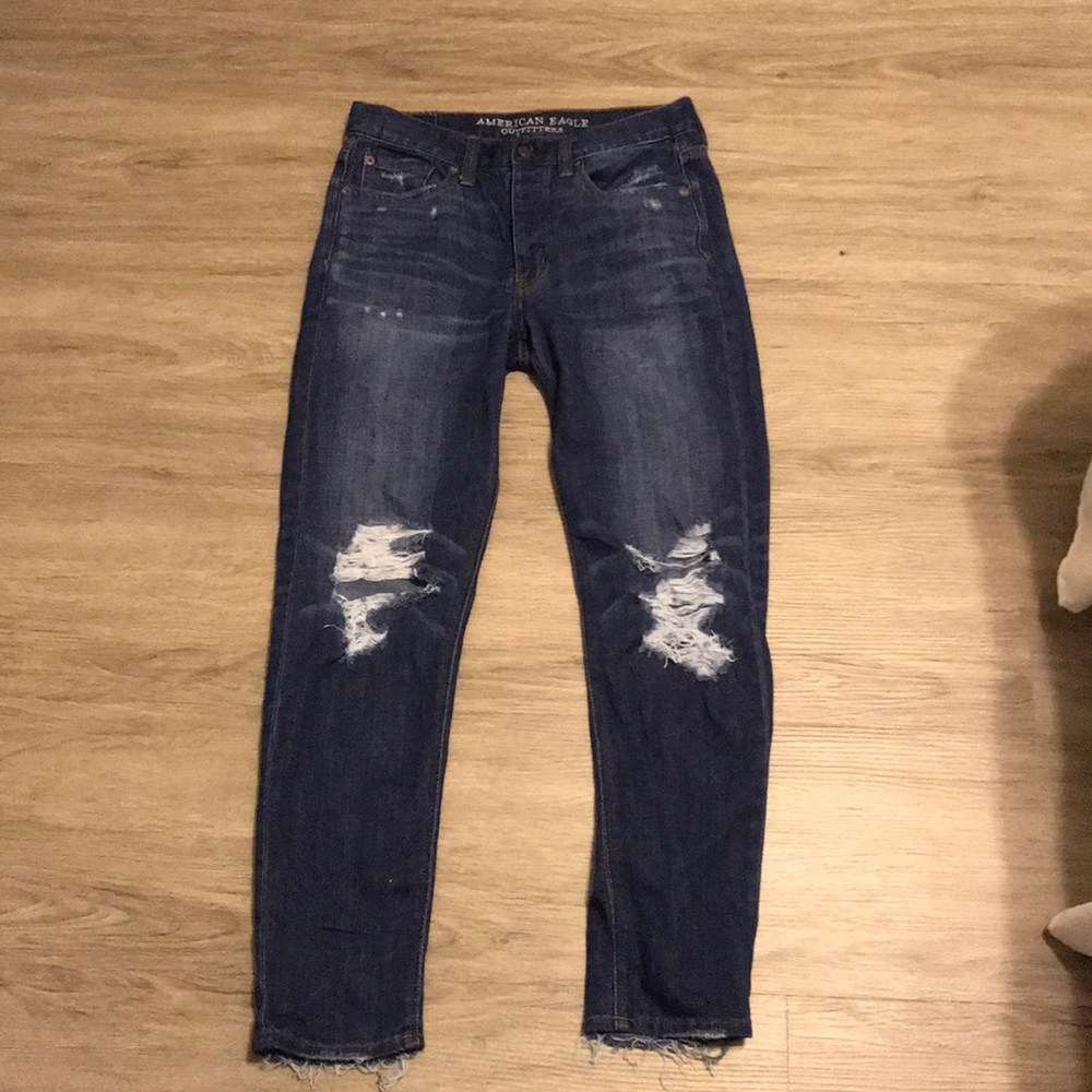 American Eagle Hi-Rise Vintage jeans size 2